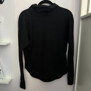 Lululemon Long Sleeve Hooded Top